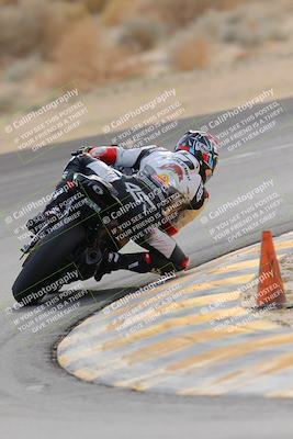 media/Dec-17-2022-SoCal Trackdays (Sat) [[224abd9271]]/Turn 10 Backside (120pm)/